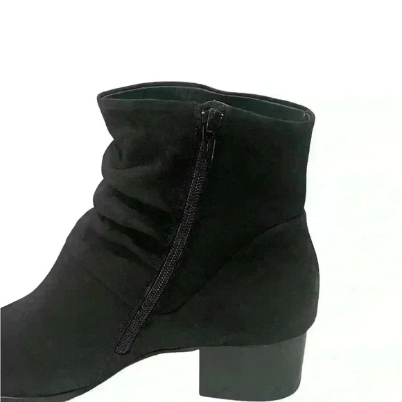 Paul Green 08532 Women’s Black Suede Ruffle Ankle Bootie  Size 8 B - Picture 6 of 12